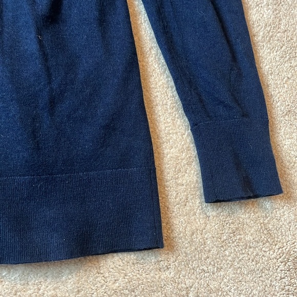 Banana Republic Women’s Cardigan - Picture 6 of 6